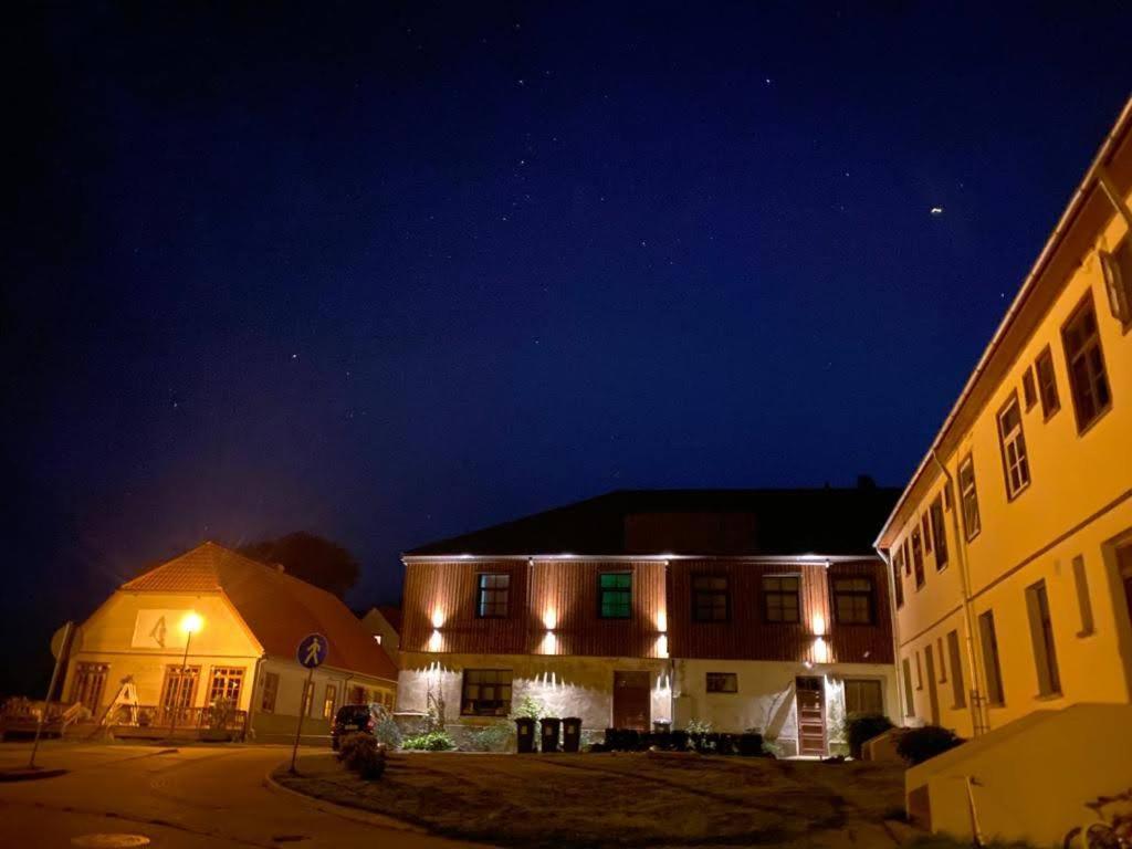 Metras Maja Hotel Aizpute Exterior foto
